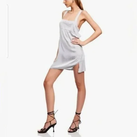 New Lioness Andie Mini Dress Sonic Silver - Medium - Picture 1 of 3